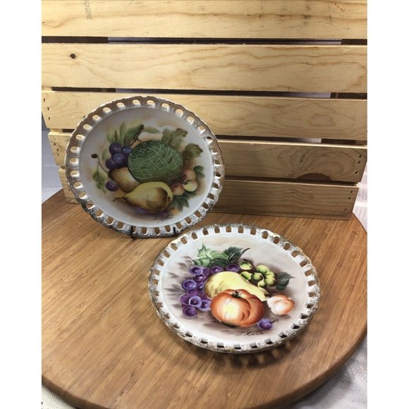 Set Of 2 Vintage UCAG CO. Hand Painted In Japan Porcelain Fruit Plates 8" Signed - Picture 7 of 7